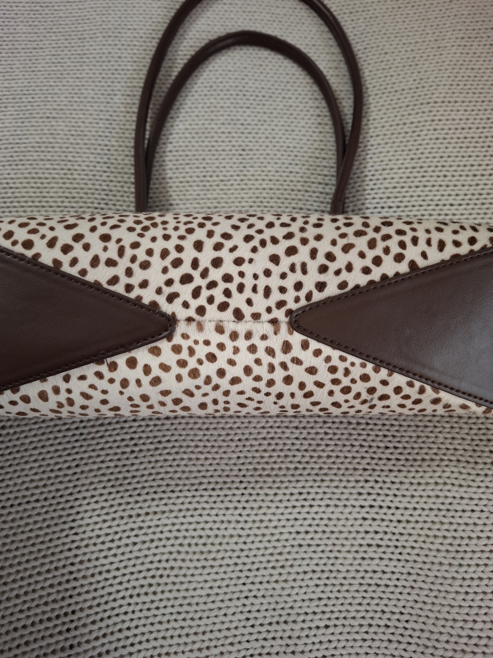 House of Harlow 1960 Cream and Brown Spot-Print Shoulder Bag - Picture 7 of 7